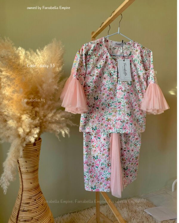 Salma Kurung - Daisy 33